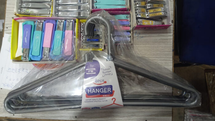 Premium Kids Hangers For Clothes (6pcs)