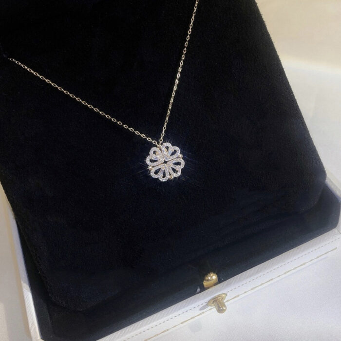 Retro Magnetic Folding Heart-Shaped Four-leaf Clover Pendant Necklace (Random Color) - Each - Image 6