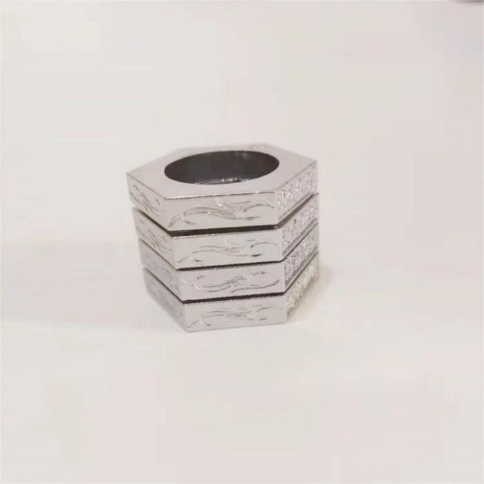 Self-defense Ring Ring King Metal Finger Wrench Ring Defense Defense Folding Hand Buckle Hexagon Four Finger Tiger Finger - Image 3