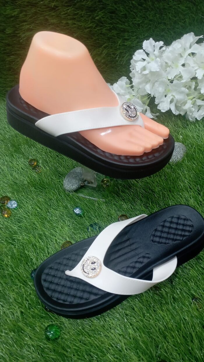 Flip Flop Sandals with Smile Round Logo - Image 5