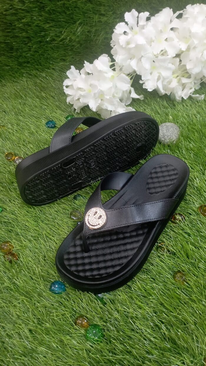 Flip Flop Sandals with Smile Round Logo - Image 9