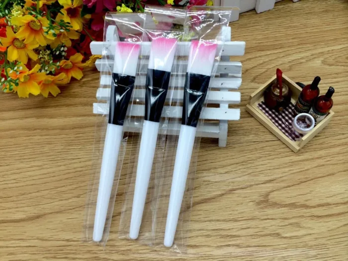 Fiber Mask Brush Makeup Brush Eye Face Skin Care Mask Applicator Cosmetic Mask Brush Tool White Handle for beauty - Each - Image 3